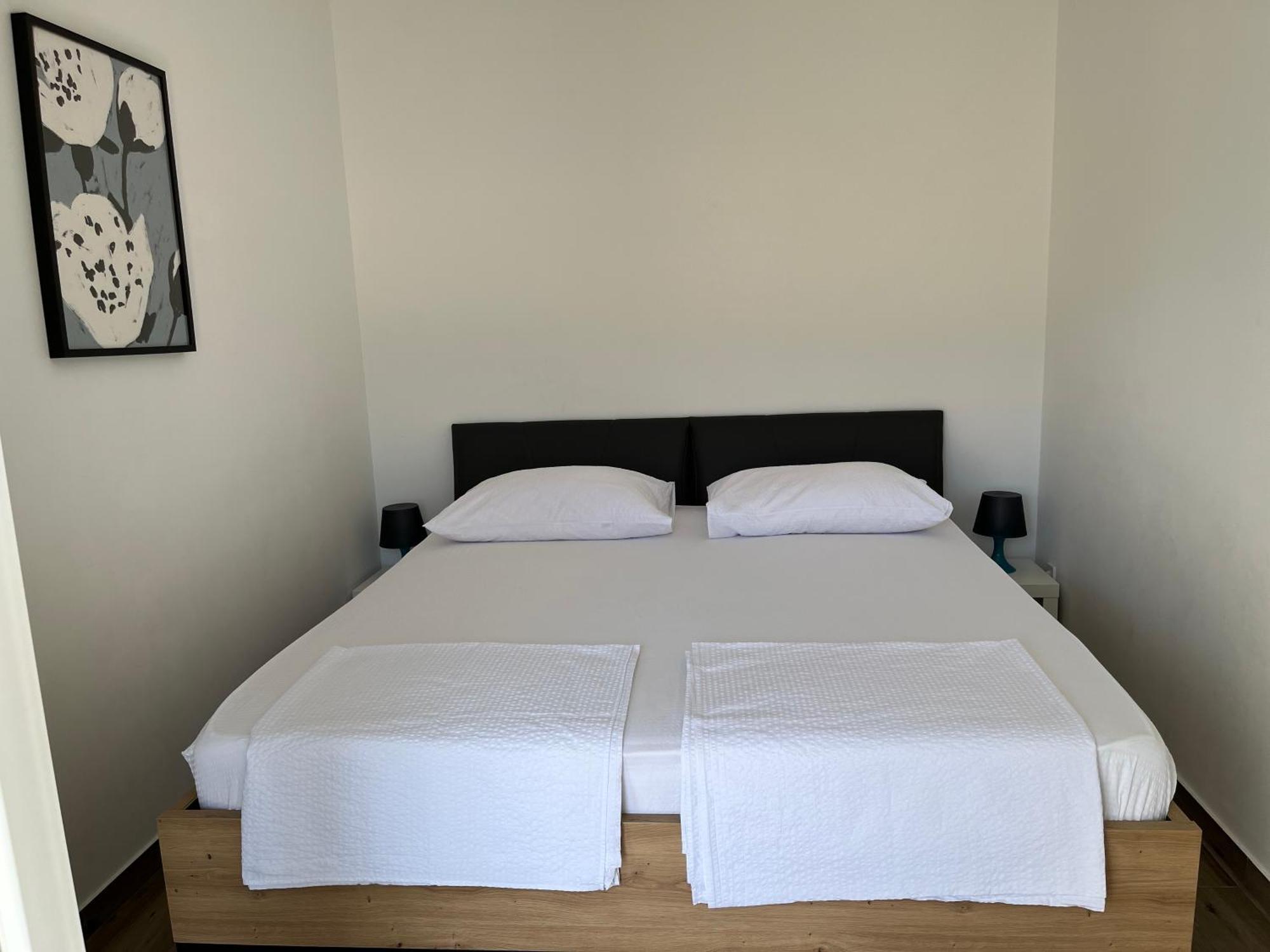 Apartmani Mlinar - One Bedroom Apartment With Seaview Grebaštica Buitenkant foto