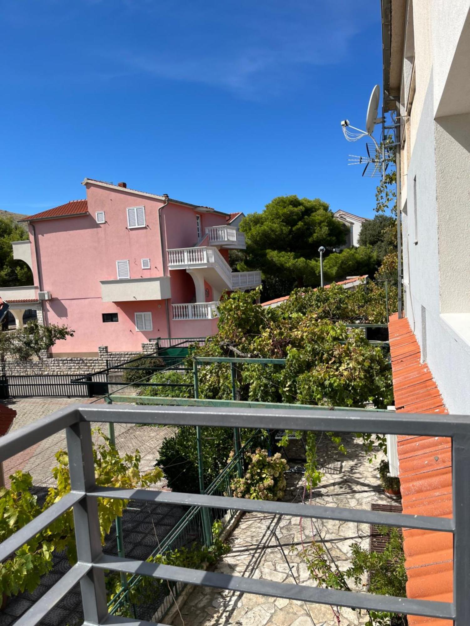 Apartmani Mlinar - One Bedroom Apartment With Seaview Grebaštica Buitenkant foto